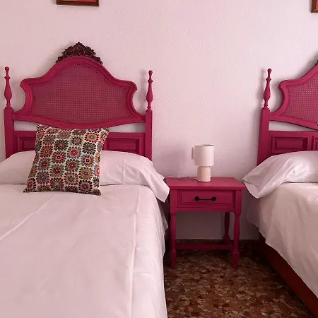 Casa Valenzuela Homestay *